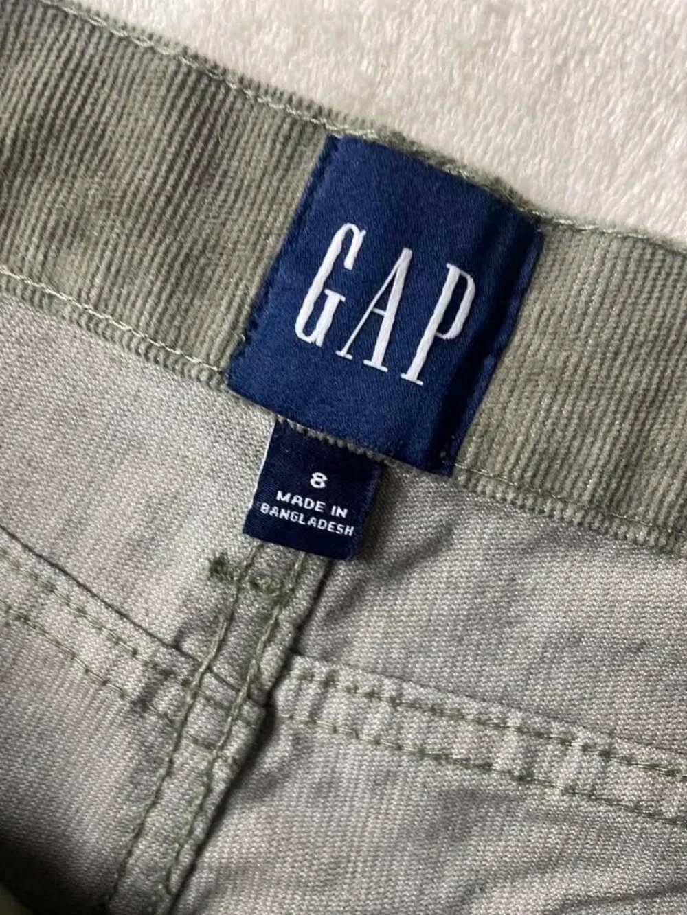 NWT GAP Women's Olive Green Corduroy Shorts size 8